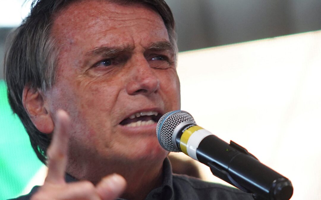 Campanha de Bolsonaro denuncia fraude em inserções de rádio