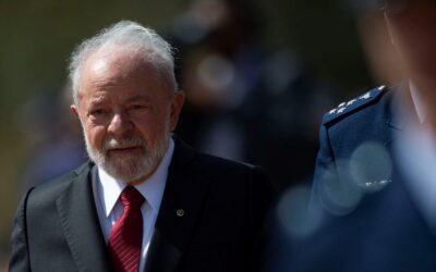 Lula revoga programa de escolas cívico-militares